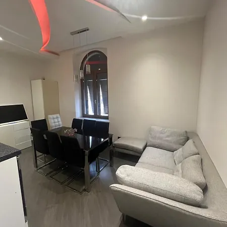 Rent House 招待所 斯培西亚